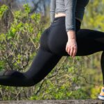 Leggings anti cellulite in esposizione con recensioni positive in evidenza.